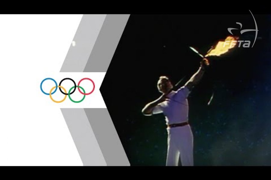Il y a 25 ans les Jeux de Barcelone, la flamme olympique et la médaille d