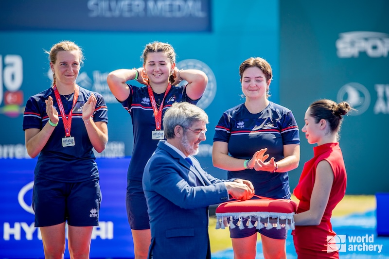 Remise médailles femmes