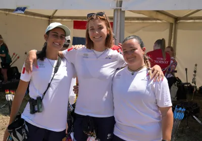 Equipe femmes arc à poulies