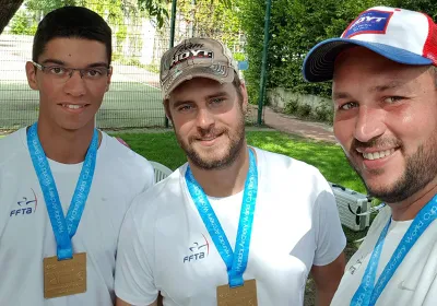 Coupe du Monde à Berlin : l'équipe masculine arc classique décroche la médaille d'or !