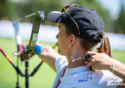 Lisa Barbelin et les équipes arc à poulies en finale !