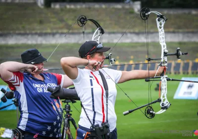 Dodémont et l'équipe arc à poulies femmes pour l'Or, Peineau en petite finale