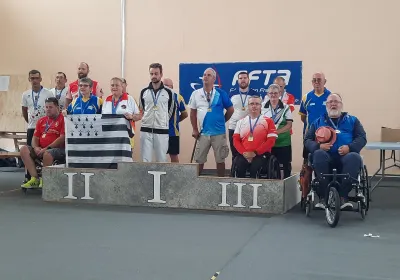 Les 38 premiers Champions de France Para-tir à l'Arc sacrés à Abilly