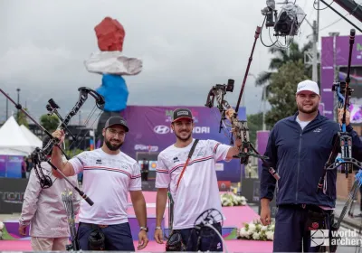 Les Bleus en OR à Medellin !