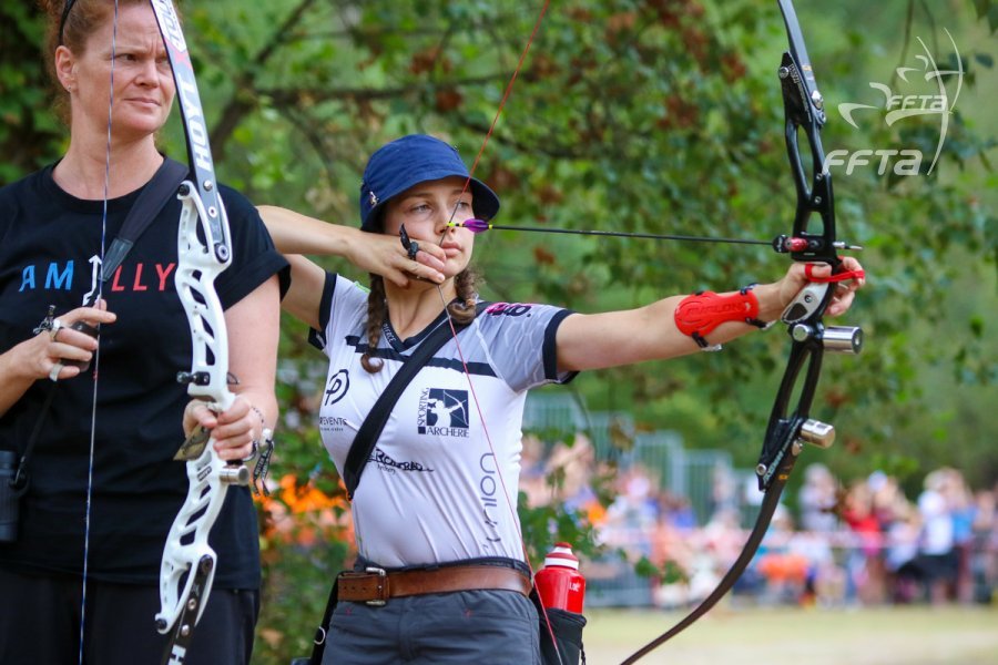 101 archers au concours de tir à l'arc en 3D, à Querrien