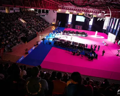 7S305409.jpg